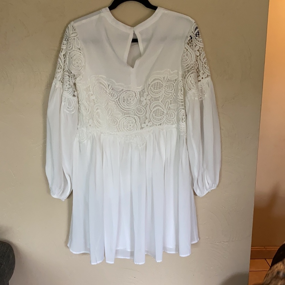 Endless rose lace dress - Picture 6 of 7